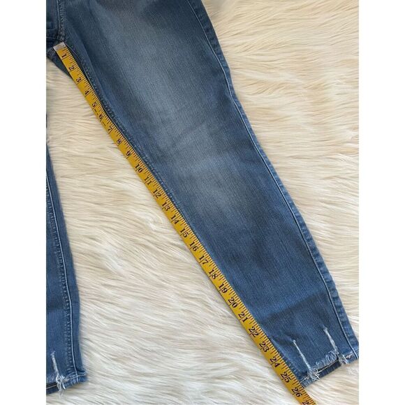 Torrid Bombshell Skinny Premium Stretch High-Rise Jean (14R) - Picture 7 of 10